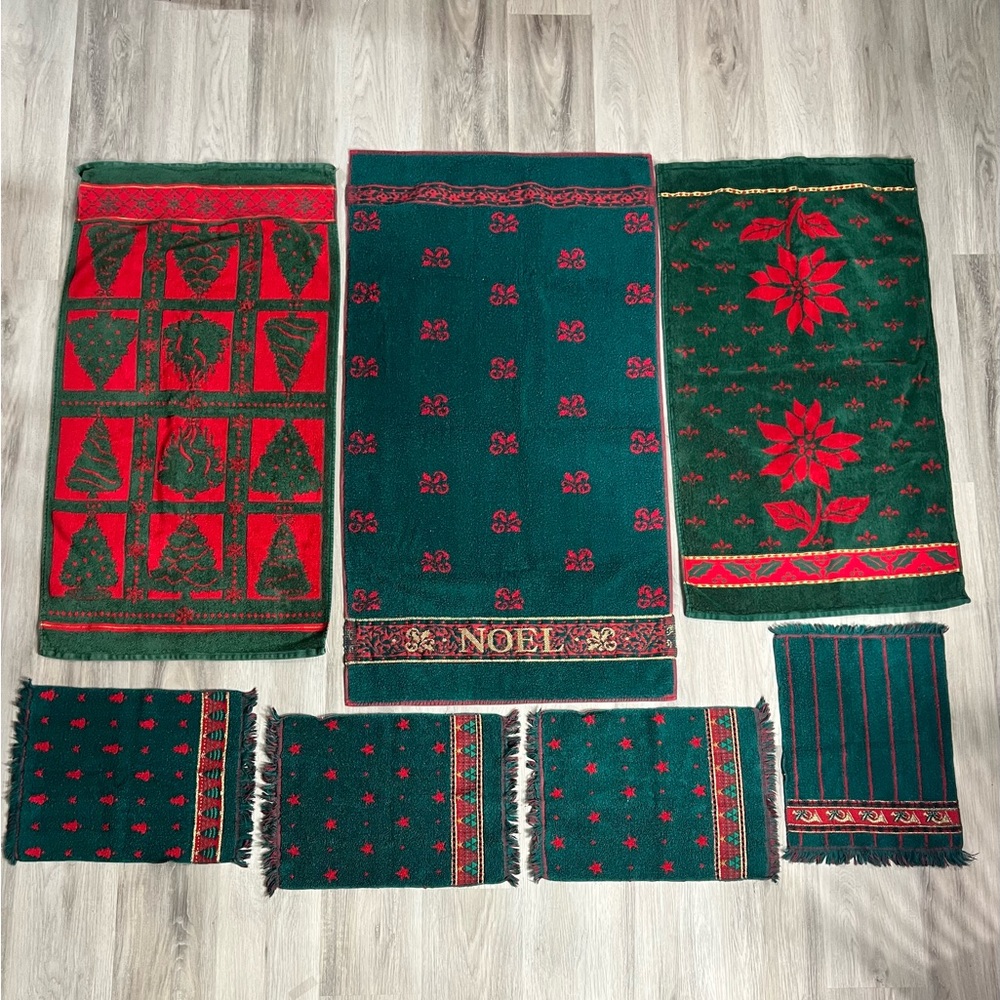 Christmas Towels Fieldcrest bath and hand towel bundle